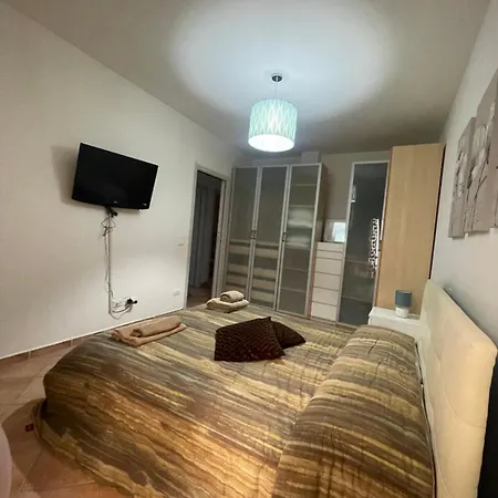 A Due Passi Dal Centro Apartamento